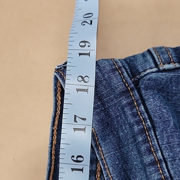 Levi's 512 Perfectly Slimming Bootcut Jeans, Size 22W M - Picture 5 of 12